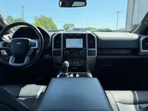 Used 2019 Ford F150 Lariat AWD/4WD image 17