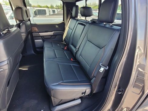 New 2026 Ford F250 Lariat w/ Black Appearance Package AWD/4WD image 6
