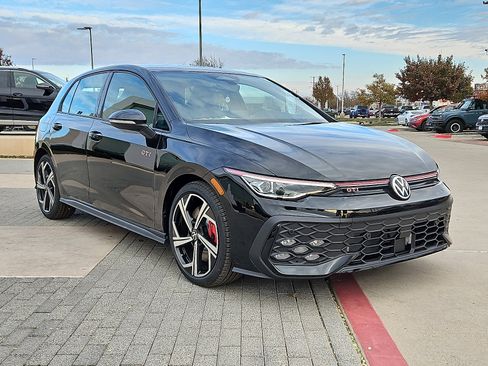 New 2026 Volkswagen GTI SE image 4