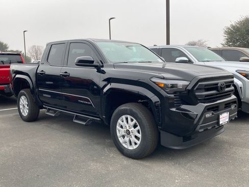 New 2026 Toyota Tacoma SR5 AWD/4WD image 3
