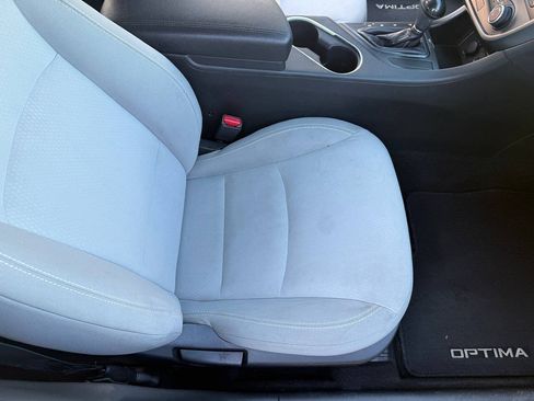 Used 2015 Kia Optima LX FWD image 21