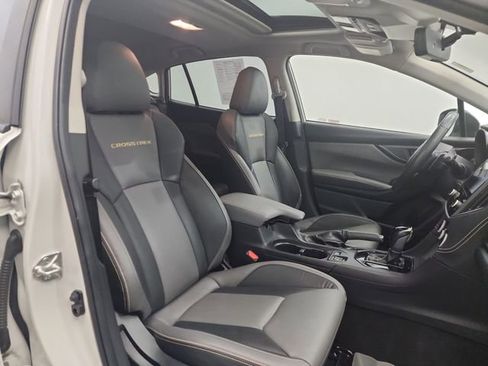 Used 2022 Subaru Crosstrek 2.5i Sport w/ Moonroof Package image 26