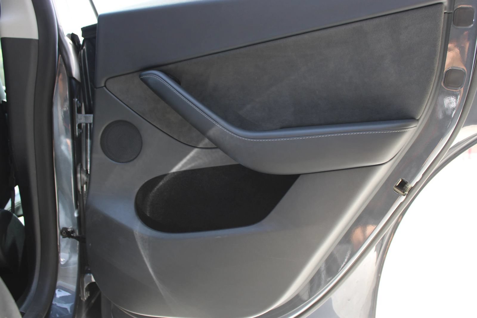 Used 2023 Tesla Model Y Long Range AWD/4WD image 11