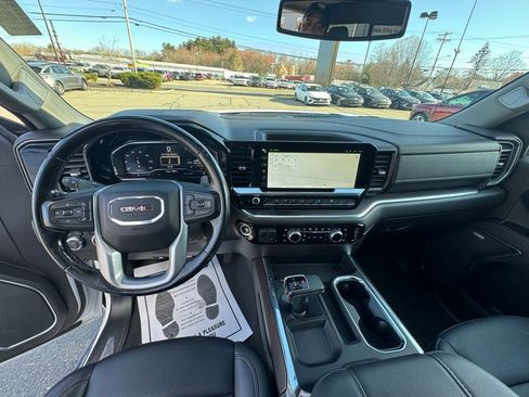 Used 2024 GMC Sierra 1500 SLT w/ SLT Premium Plus Package AWD/4WD image 13
