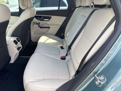 New 2026 Mercedes-Benz GLC 300 image 6