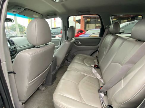 Used 2002 MAZDA Tribute ES image 18