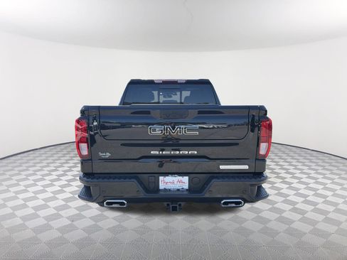 Used 2025 GMC Sierra 1500 Elevation w/ Elevation Premium Package AWD/4WD image 5
