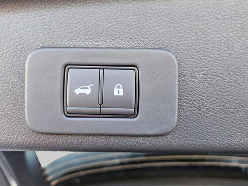 New 2026 Nissan Murano SV image 18