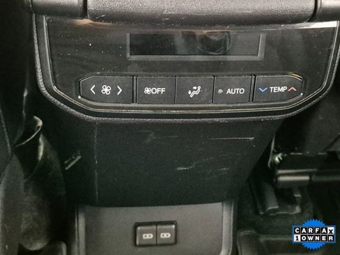 Certified 2024 Toyota Highlander XLE image 24