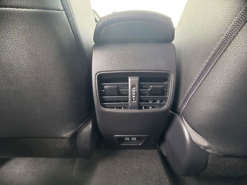 Used 2026 Toyota Corolla Cross XLE w/ Convenience Package image 12