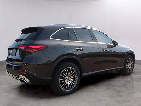 Used 2026 Mercedes-Benz GLC 300 4MATIC image 7