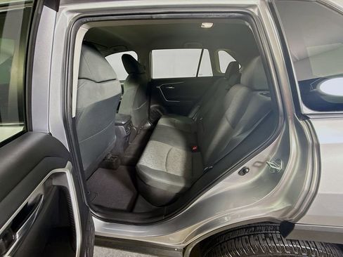 Certified 2022 Toyota RAV4 XLE image 21