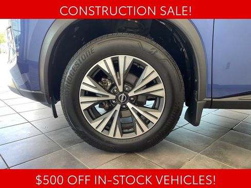 Used 2023 Nissan Rogue SV AWD/4WD image 15
