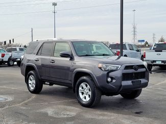 Used 2017 Toyota 4Runner SR5 video 1