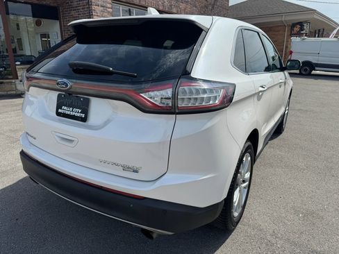 Used 2018 Ford Edge Titanium w/ Technology Package AWD/4WD image 15