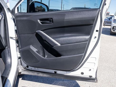 Used 2023 Toyota Corolla Cross AWD Hybrid image 13