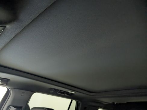 Used 2022 GMC Yukon Denali image 33