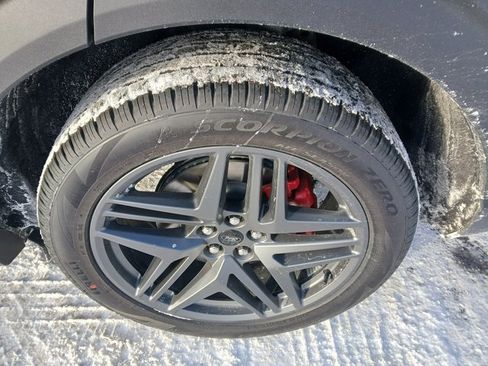 New 2026 Ford Explorer ST-Line w/ ST-Line Street Pack AWD/4WD image 5