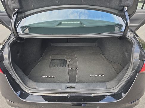 Used 2025 Nissan Sentra SV image 12