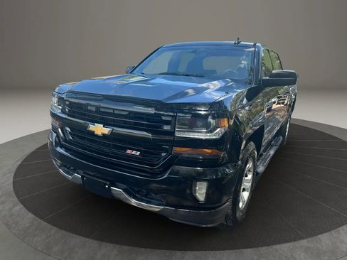 Used 2017 Chevrolet Silverado 1500 LT w/ All Star Edition AWD/4WD image 2
