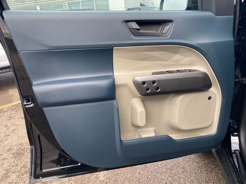 New 2026 Ford Maverick Lariat image 19