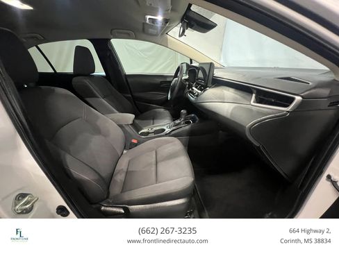 Used 2023 Toyota Corolla LE FWD image 11