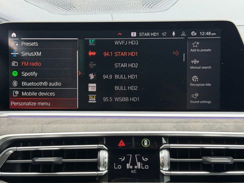 Used 2022 BMW X7 xDrive40i w/ M Sport Package AWD/4WD image 29