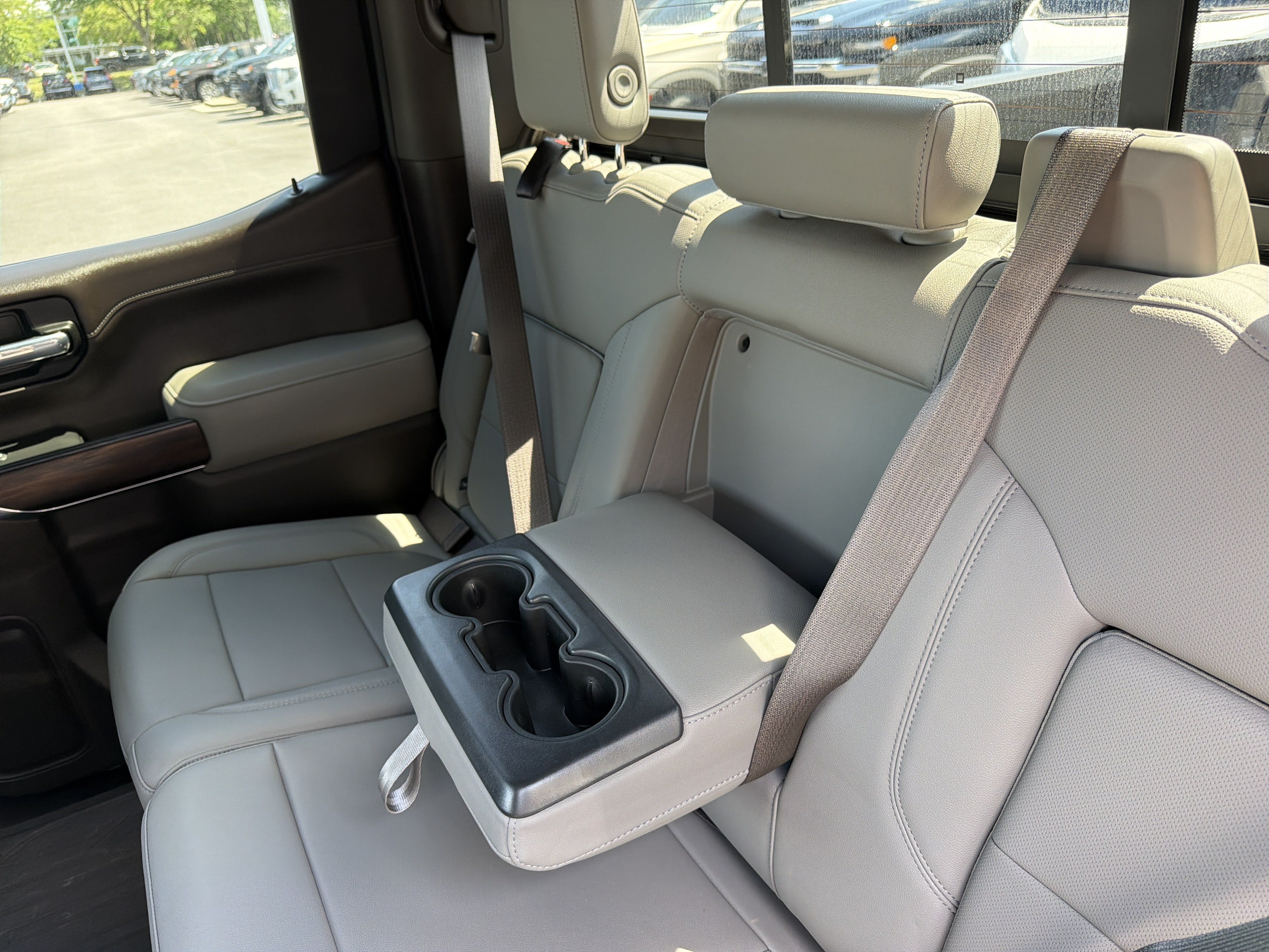 Used 2021 GMC Sierra 1500 SLT w/ SLT Premium Package AWD/4WD image 30