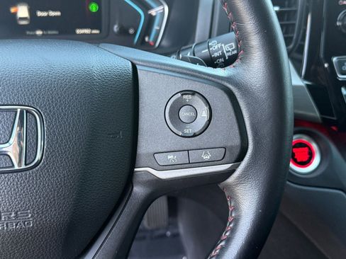 Used 2024 Honda Odyssey Sport image 19