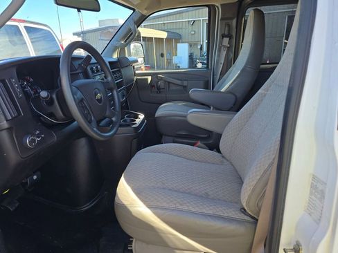 Used 2023 Chevrolet Express 3500 LS image 6