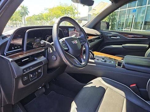 Used 2021 Cadillac Escalade Premium Luxury w/ Driver Assist Tech Package image 59