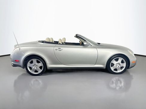 Used 2004 Lexus SC 430 Convertible RWD image 4