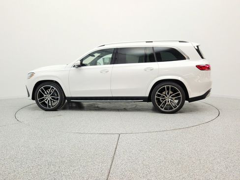 New 2026 Mercedes-Benz GLS 580 4MATIC image 8
