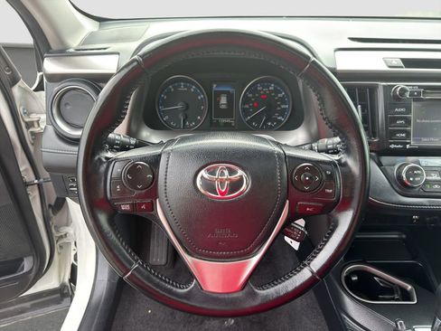 Used 2017 Toyota RAV4 XLE w/ All Weather Liner Package FWD image 10
