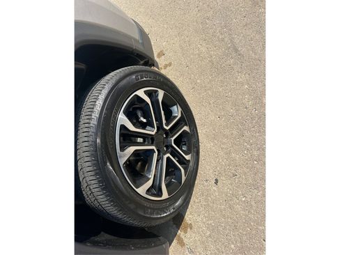 Used 2022 Jeep Compass Limited image 17