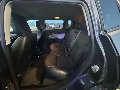 Used 2022 Jeep Compass Latitude w/ Convenience Group image 27