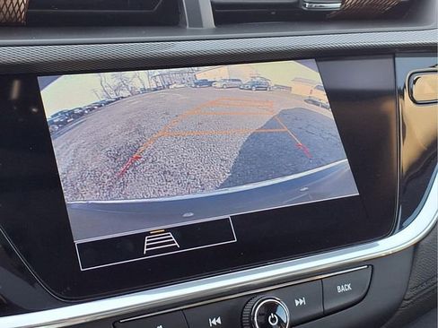 Certified 2023 Buick Encore GX Essence w/ Experience Buick Package image 9