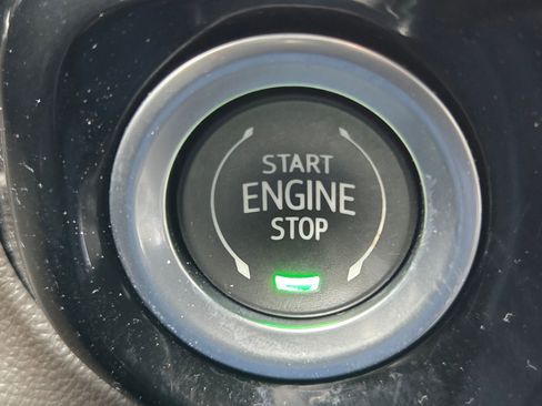 Used 2022 Chevrolet Silverado 1500 LTZ w/ Technology Package image 20