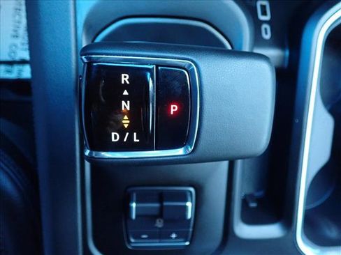 Used 2025 GMC Sierra 1500 Denali AWD/4WD image 23