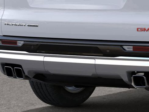 New 2026 GMC Acadia Denali w/ LPO, Floor Liner Package image 14