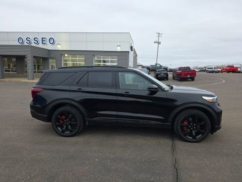 Used 2023 Ford Explorer ST w/ Equipment Group 401A image 8