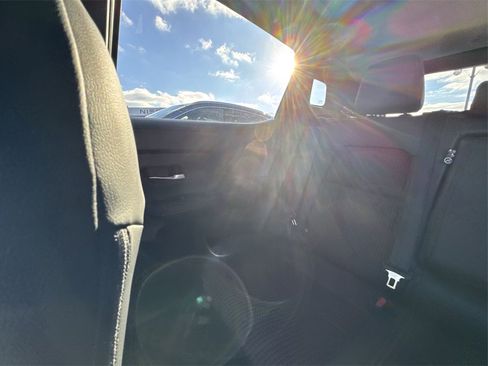 New 2025 Nissan Kicks SR image 12