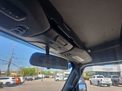 Used 2018 Jeep Wrangler Unlimited Sport S image 17