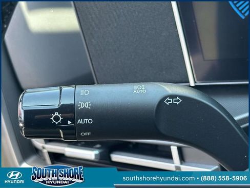 Used 2024 Hyundai Santa Fe SE AWD/4WD image 24