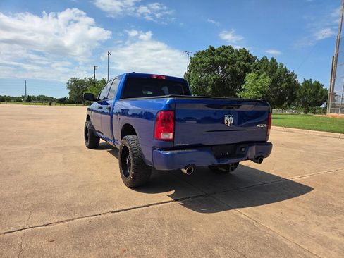 Used 2014 RAM 1500 Express AWD/4WD image 10