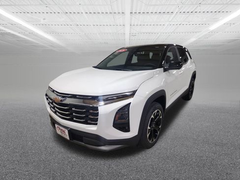 New 2026 Chevrolet Equinox LT w/ Convenience Package II image 2