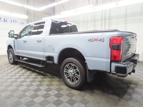 Used 2025 Ford F350 Platinum w/ Platinum Plus Package image 6