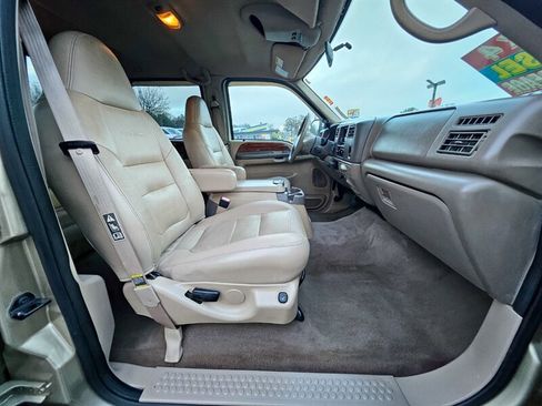 Used 2001 Ford F350 Lariat image 13