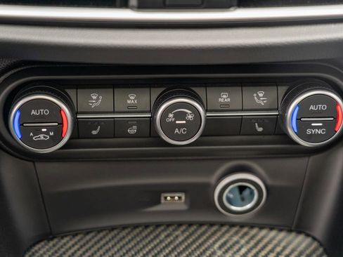Used 2022 Alfa Romeo Stelvio Quadrifoglio w/ Active Assist Plus Package AWD/4WD image 27