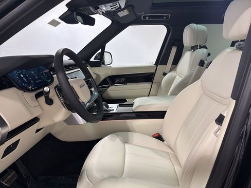 New 2026 Land Rover Range Rover SE image 11